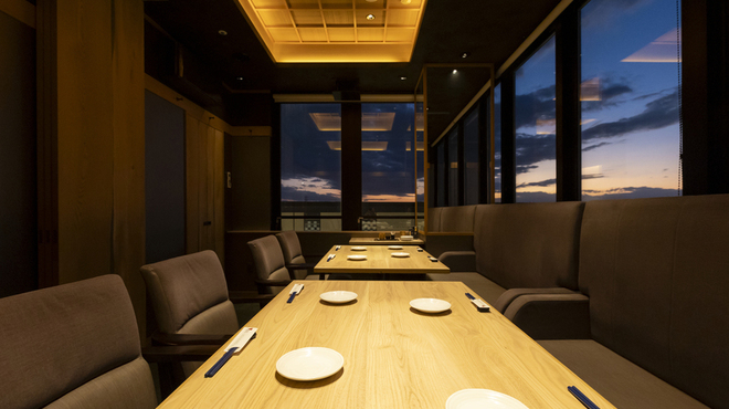 炭火焼鳥 しげ - メイン写真: