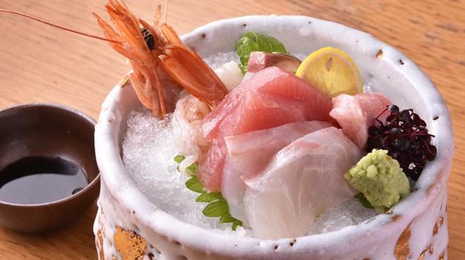 おばんざい割烹 巡る - メイン写真:刺身