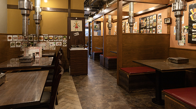 名代!門仲　焼肉てっちゃん - メイン写真:内観