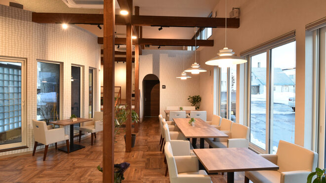 cafe MAREA - メイン写真:
