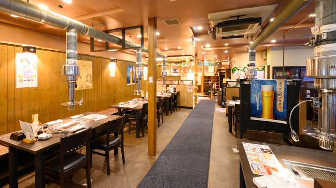 焼肉と料理シルクロード - メイン写真:仕事帰りの一杯やグループ接待ファミリーカップルなどさまざまなシーンでお楽しみいただけます