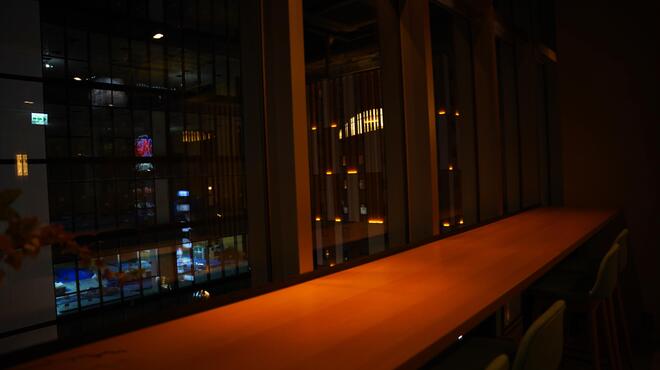 牡蠣屋 Wine&Sake 居酒屋 - メイン写真: