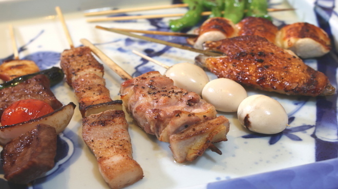 やきとり稲田 - メイン写真:焼き鳥盛り合わせ