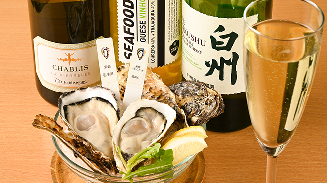 オイスターラバーズ - メイン写真:ハッピーアワーのオイラバセット