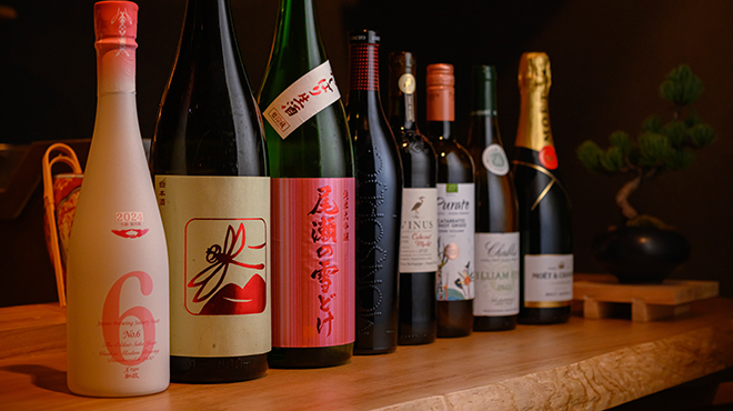 お猪口 - メイン写真:日本酒とワイン