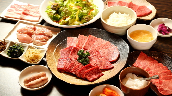 焼肉 牛若 - メイン写真: