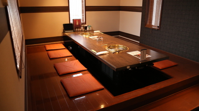 焼肉 牛若 - メイン写真: