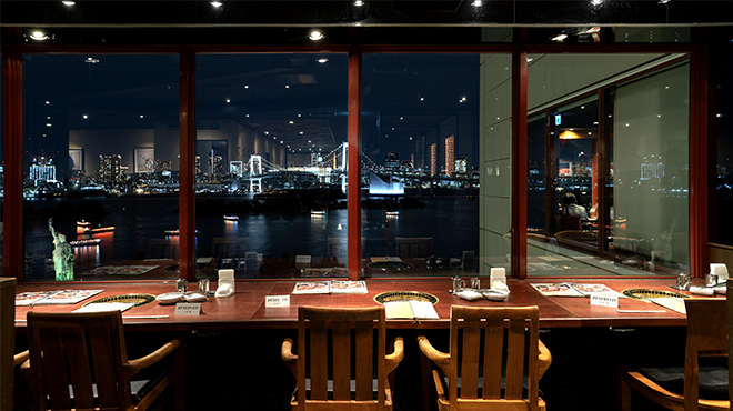 ガルーバ - メイン写真:カウンター席