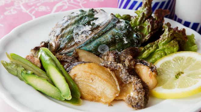 太郎坊寿し - メイン写真:あわびとアスパラバター焼き