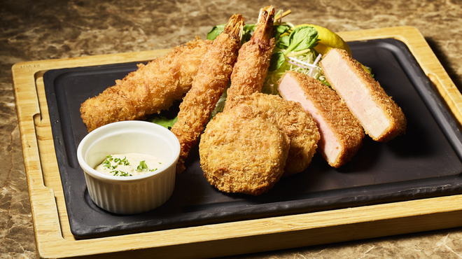 洋食屋 銀座ランプ亭 - メイン写真: