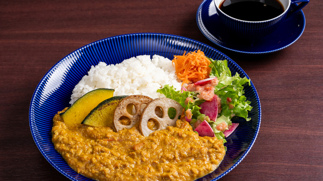 Social Cafe & Bar OnOkuri - メイン写真: