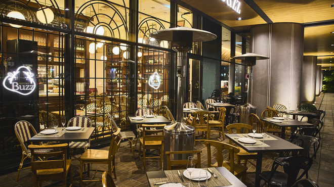 Bistro Buzz - メイン写真: