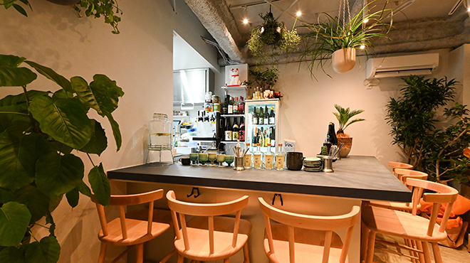 VIBES curry＆diner - Counter Seating