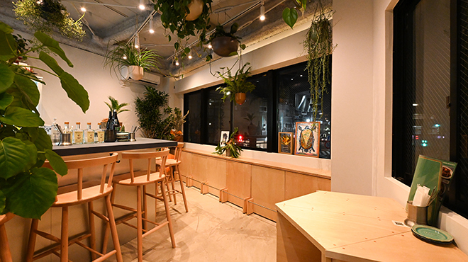 VIBES curry＆diner - Interior