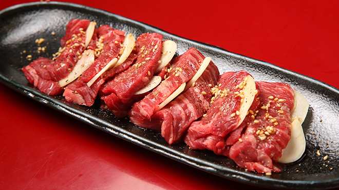 焼肉 綾小路 - 料理写真:にんにくハラミ