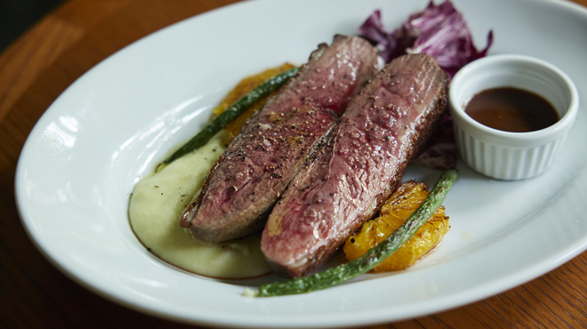 TWELVE GARDENS BAR&GRILL - メイン写真: