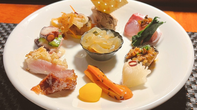 人形町 天秤棒 - 料理写真:前菜の盛り合わせ