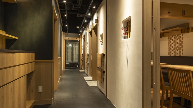 くつろぎ・うま酒 かこいや - メイン写真: