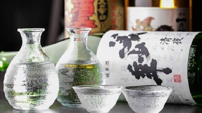 旬魚・地酒 トロ八 - メイン写真: