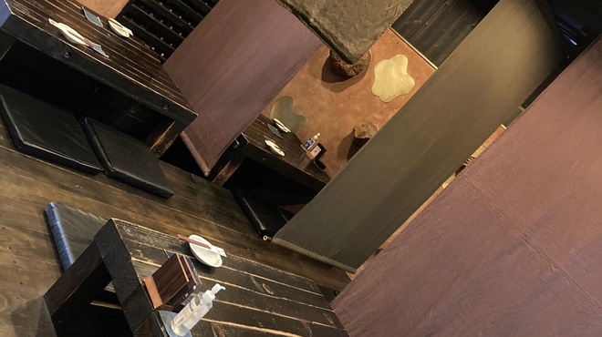 岡山料理専門店～cooking　of　art　Ikiya～ - 内観写真:掘りごたつ式のお座敷席