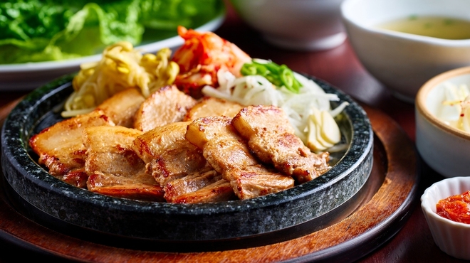 コリアンダイニング 梨泰院 - メイン写真: