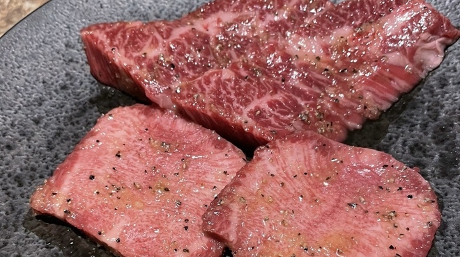 焼肉 ミツクニ - メイン写真: