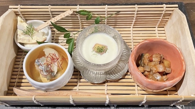 火鍋三田 薬膳なつめ - メイン写真: