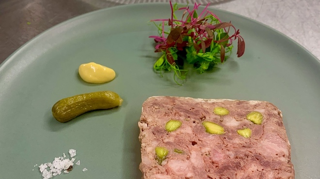 タストゥー - メイン写真: