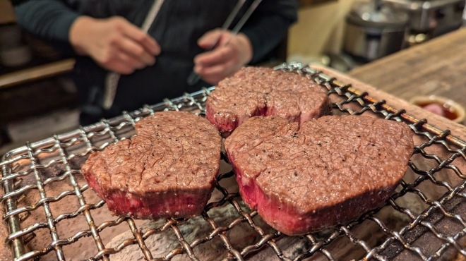 炭焼塩ホルモン『あ』神戸酒場 - メイン写真: