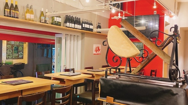 湯島ワンズラクレット チーズ料理専門店 野菜＆ワイン - メイン写真: