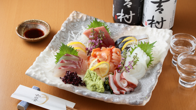 和饗 - メイン写真:刺身盛り合せ