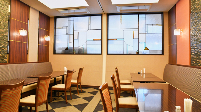 ホテル精養軒レストランラウンジ - メイン写真:個室席2