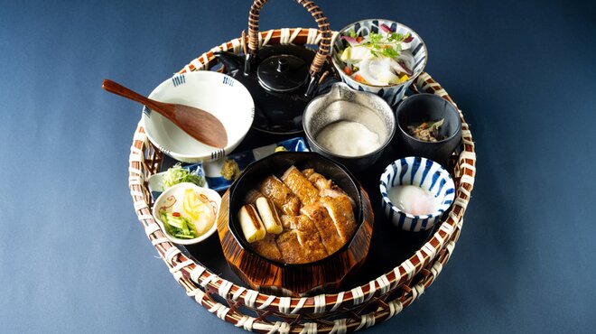 鉄板焼 鶏料理 かしわ - メイン写真: