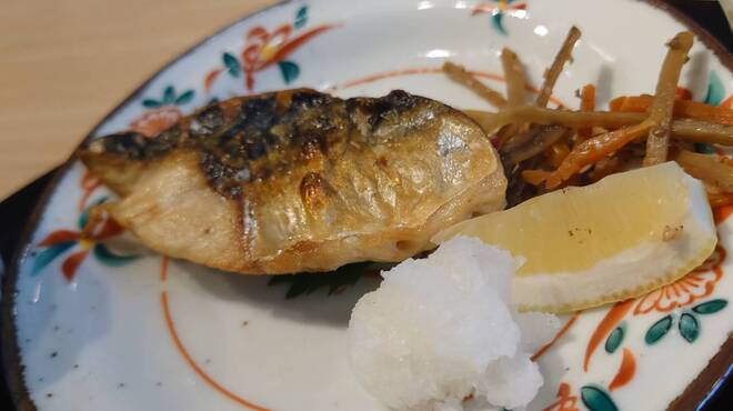 麻布 あみ城 - 料理写真:サバ炭火焼き