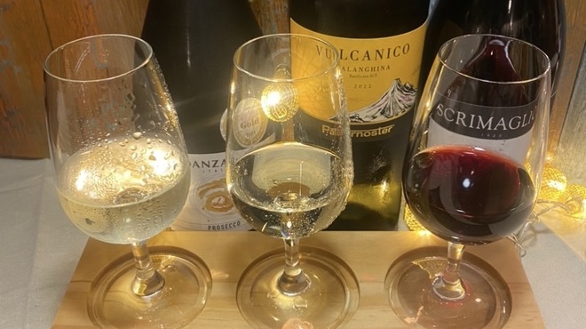 HUG the Kitchen & Wine - メイン写真: