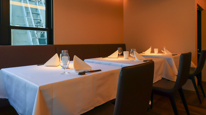 銀座 TORIYA PREMIUM - メイン写真:テーブル席