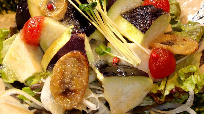 かき傳 - 料理写真:夏季限定の水茄子のサラダ。