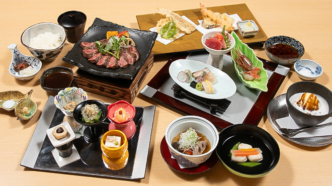 札幌なだ万茶寮 - メイン写真:料理集合　藤コース