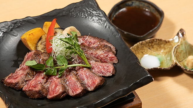 札幌なだ万茶寮 - メイン写真:単品料理　ステーキ