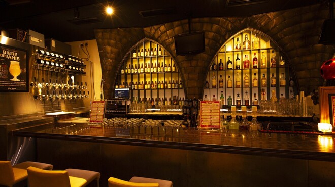 プラチナフィッシュ クラフトビアバル - メイン写真: