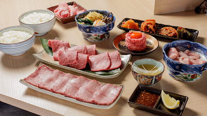 焼肉 日の出 - メイン写真:日の出スペシャルコース