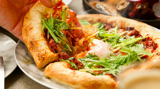 Pub & Grill 7 TAPS TAVERN - メイン写真: