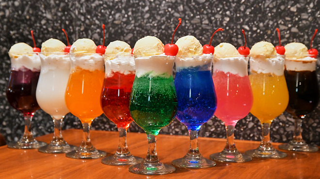 純洋食とスイーツ パーラー大箸 - メイン写真:クリームソーダ各種