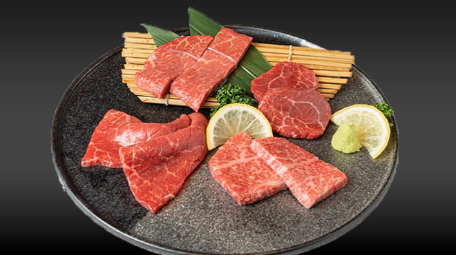 焼肉 宮中 - メイン写真: