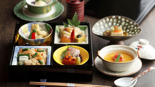 紀尾井 なだ万 - 料理写真:野立弁当イメージ　　　