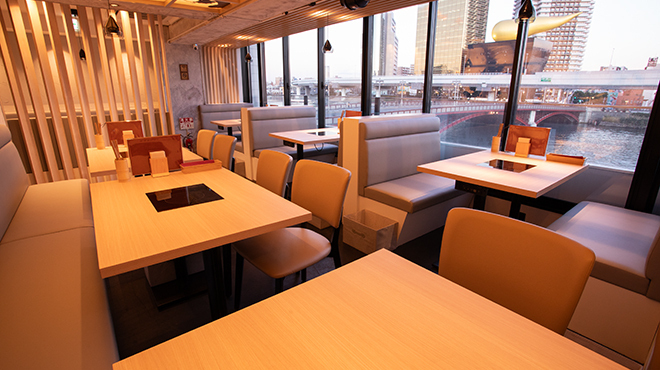 和牛すき焼きぱんが - メイン写真:内観1