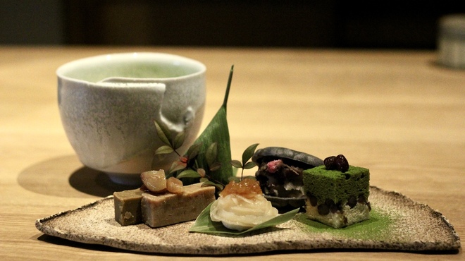 那古野茶房 花千花 - メイン写真: