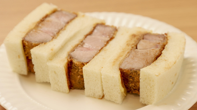 厚切りレアとんかつ やまとん - メイン写真: