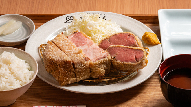 厚切りレアとんかつ やまとん - メイン写真: