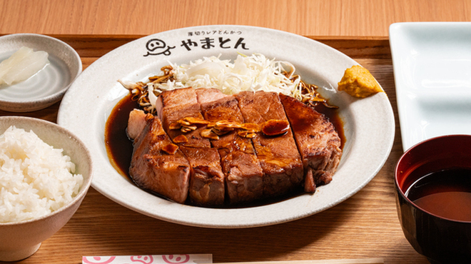 厚切りレアとんかつ やまとん - メイン写真: